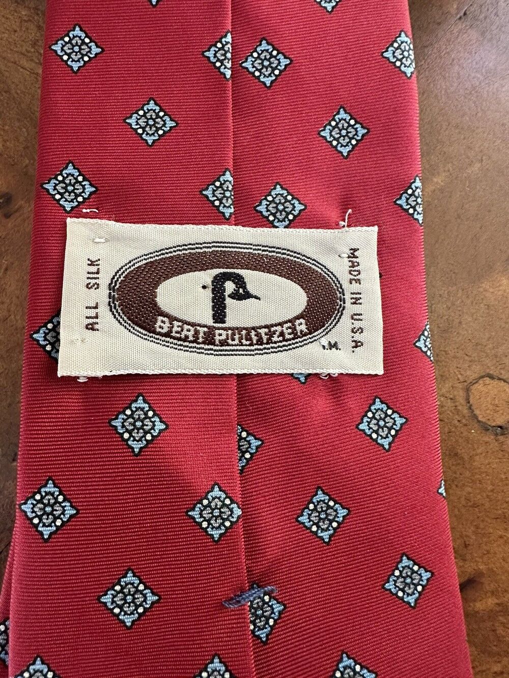BERT PULITZER MEN'S All Silk TIE Red PAISLEY Width: 3.7/8" Length: 56"
